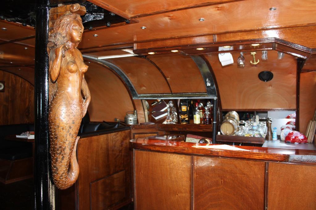Boat Ms Cutty Jean Hotel Sliema Buitenkant foto